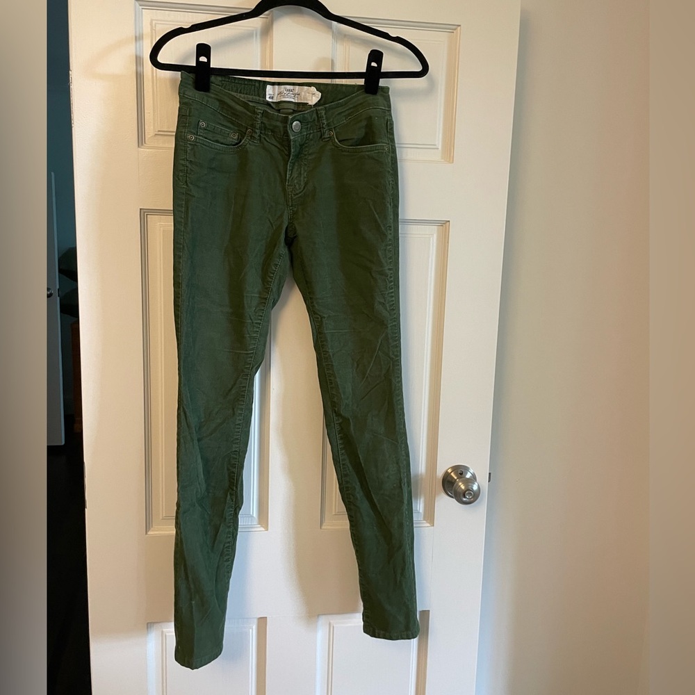 H&M green corduroy pants size 6
